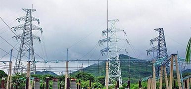 電力...